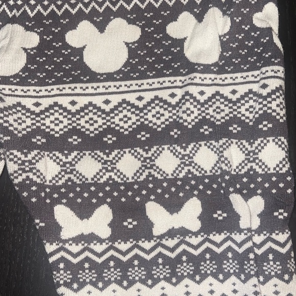 Gray Patterned Leggings - Picture 3 of 3